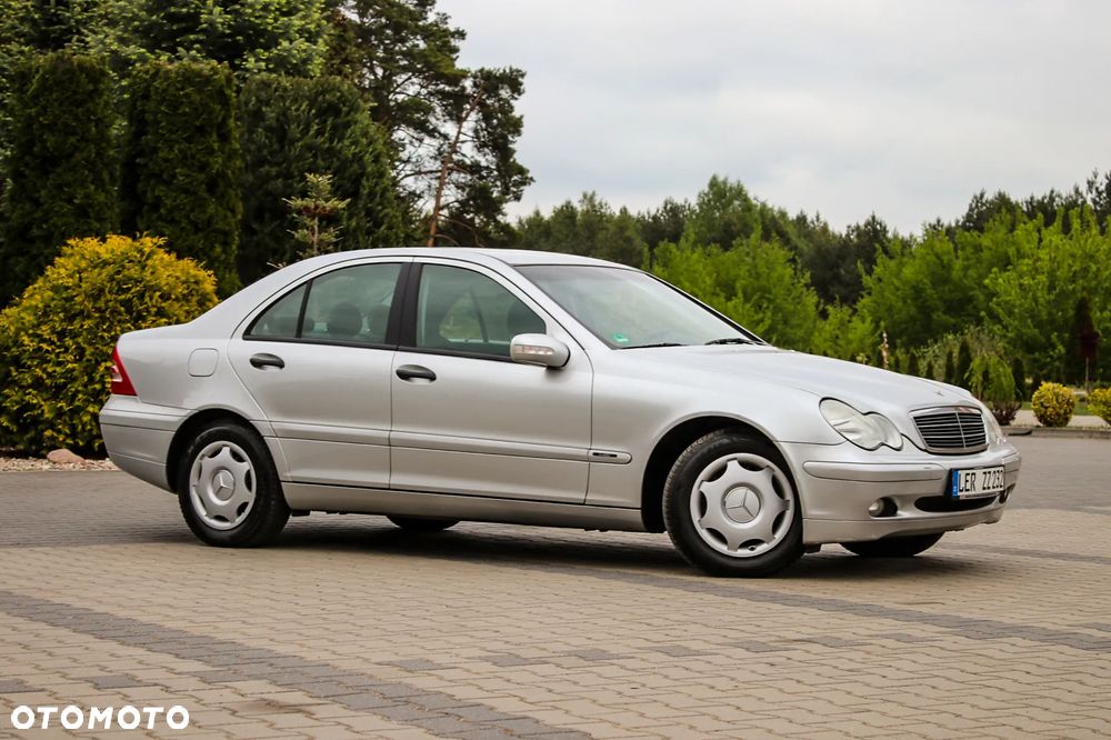 Mercedes-Benz Klasa C 180 Kompressor Automatik Classic - 10