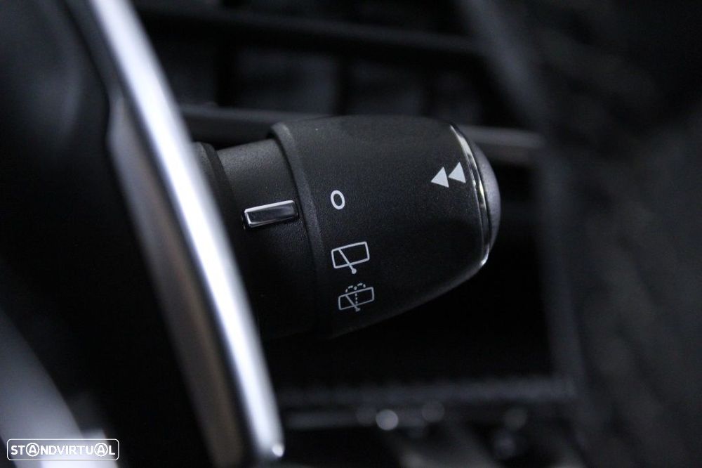 Peugeot 3008 1.6 Hybrid Allure Pack e-EAT8 - 25