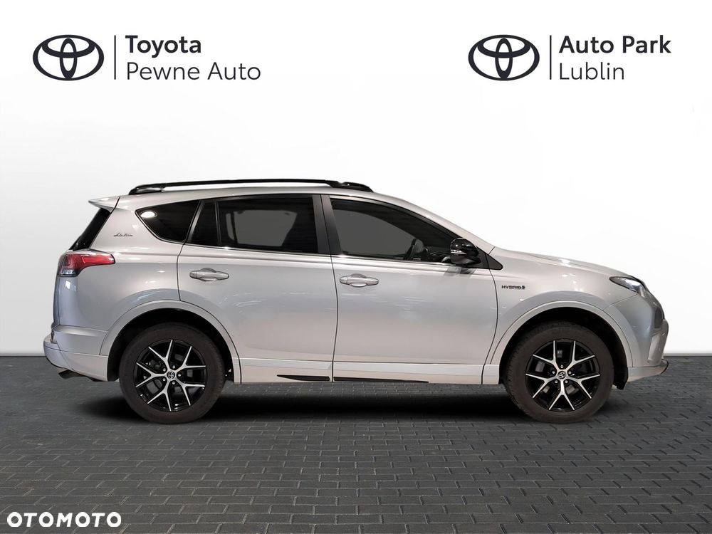 Toyota RAV4 - 6