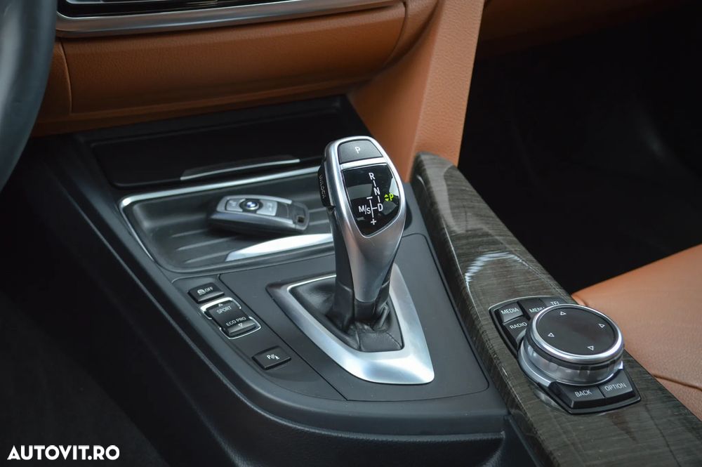 BMW Seria 4 420d Sport-Aut. Modern Line - 32