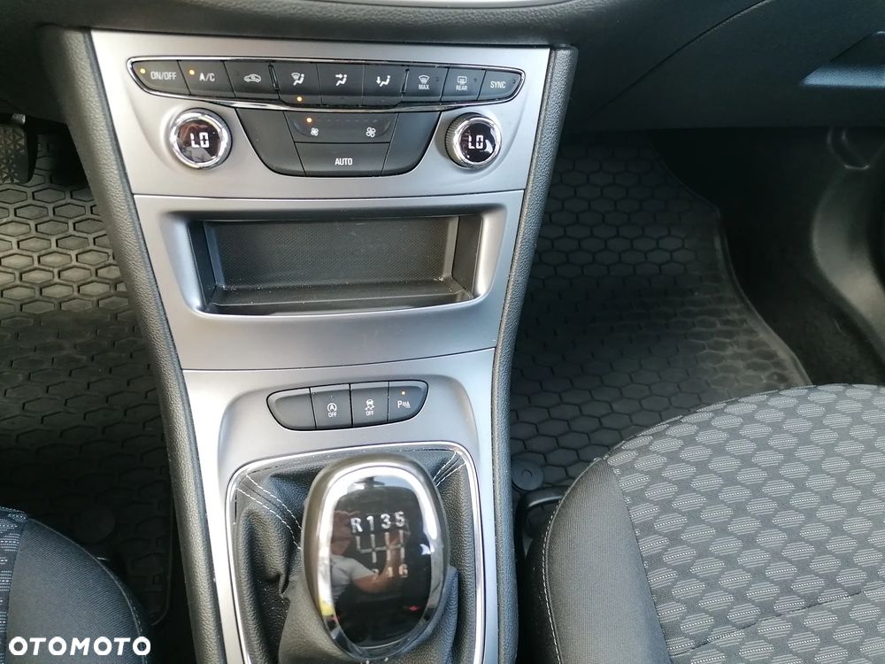 Opel Astra 1.6 CDTI Enjoy S&S - 18