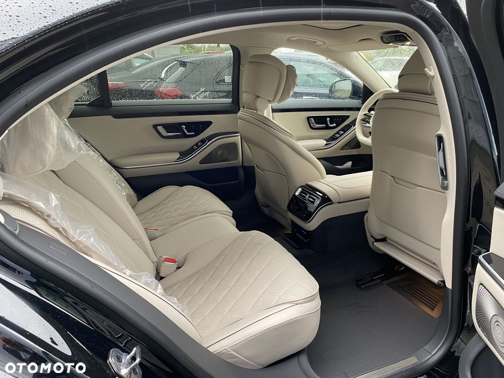 Mercedes-Benz Klasa S - 21
