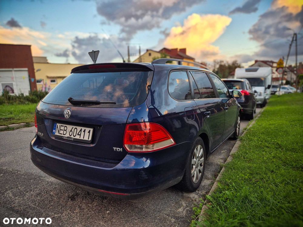 Volkswagen Golf - 4