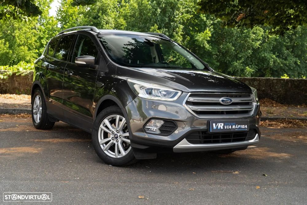 Ford Kuga 1.5 TDCi EcoBlue Titanium - 4