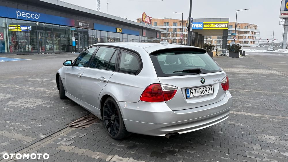 BMW Seria 3 320d DPF - 5