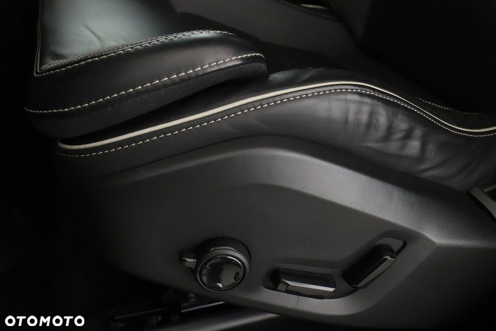 Volvo XC 60 - 21