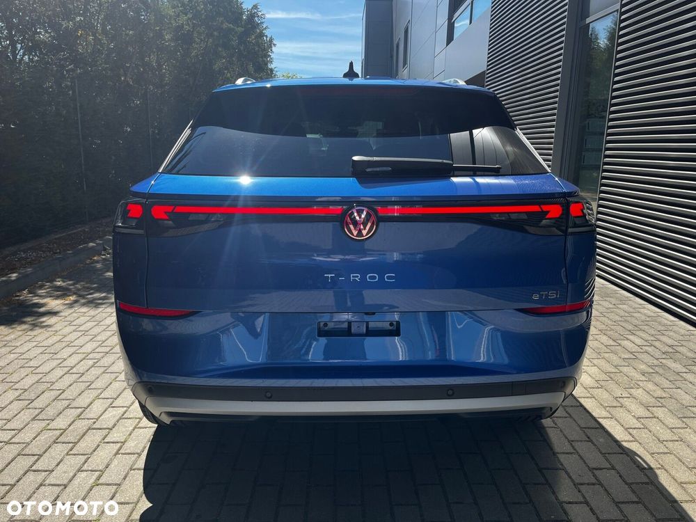 Volkswagen T-Roc - 8