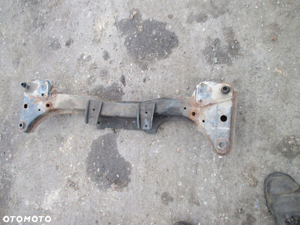 ŁAPA PODPORA MOCOWANIE BMW E46 - 3