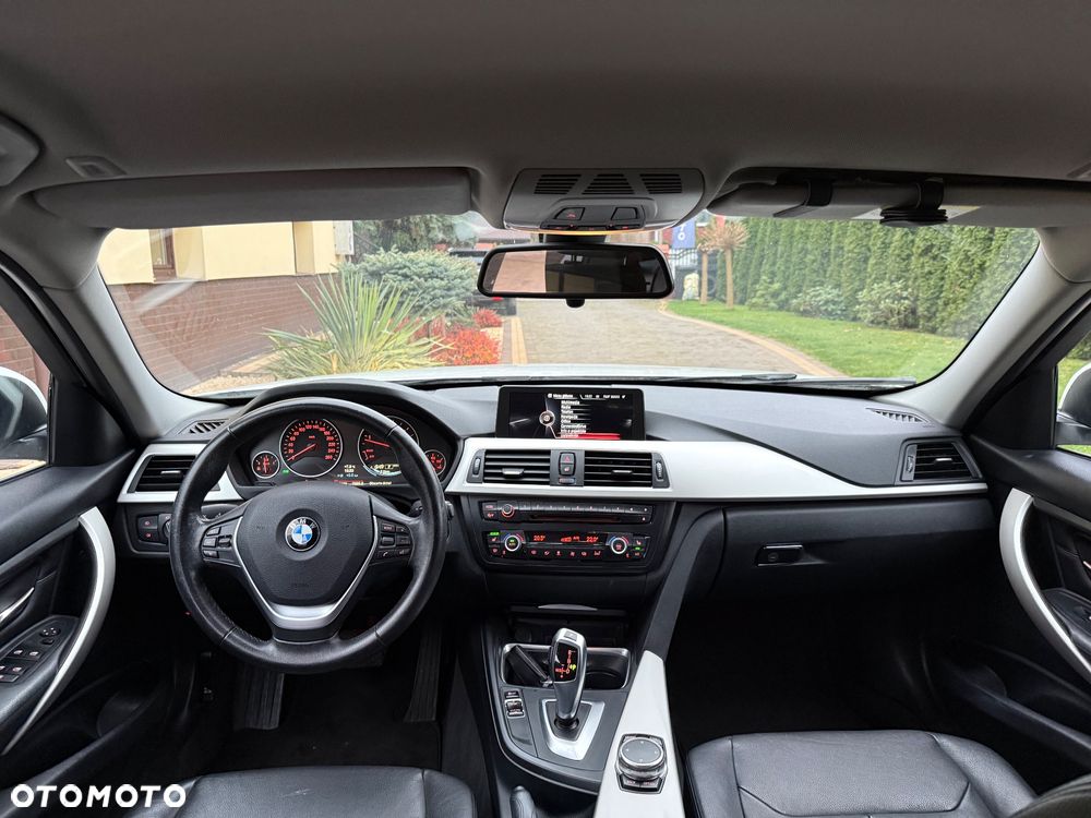 BMW Seria 3 320d Efficient Dynamics Edition - 19