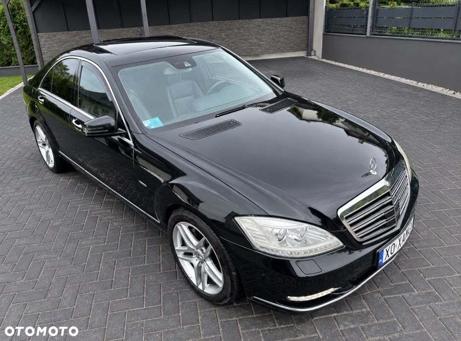 Mercedes-Benz S-Class 2012 photo 4