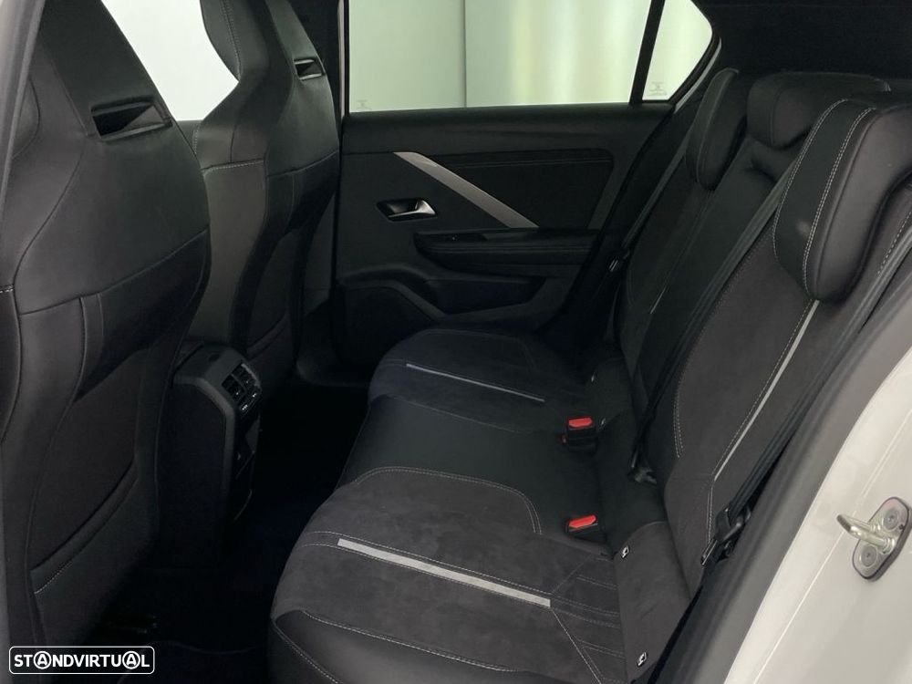 Opel Astra 1.6 T PHEV GS - 12