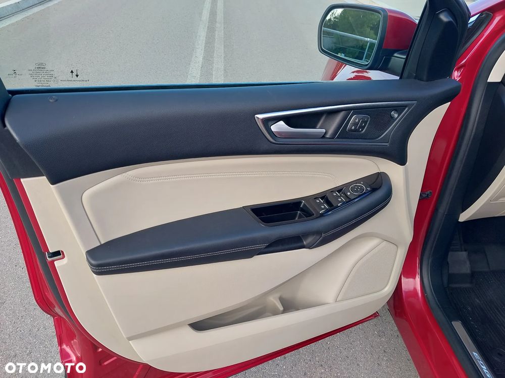 Ford Edge - 16