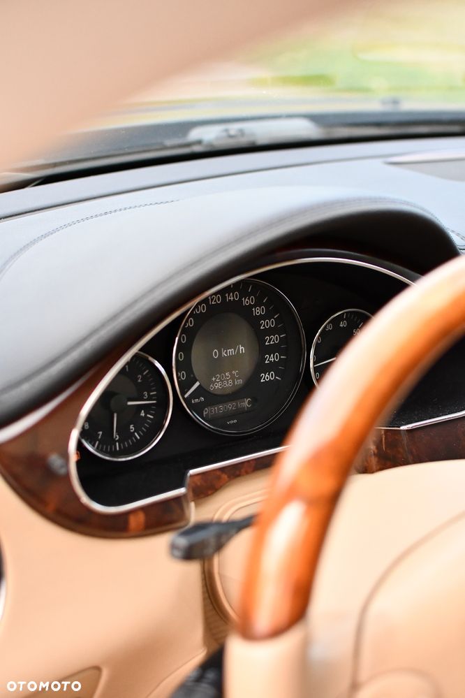 Mercedes-Benz CLS 500 - 33