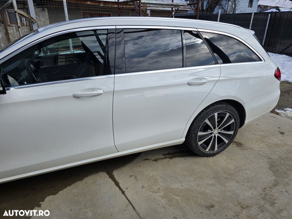Mercedes-Benz E 300 de 9G-TRONIC Avantgarde - 15