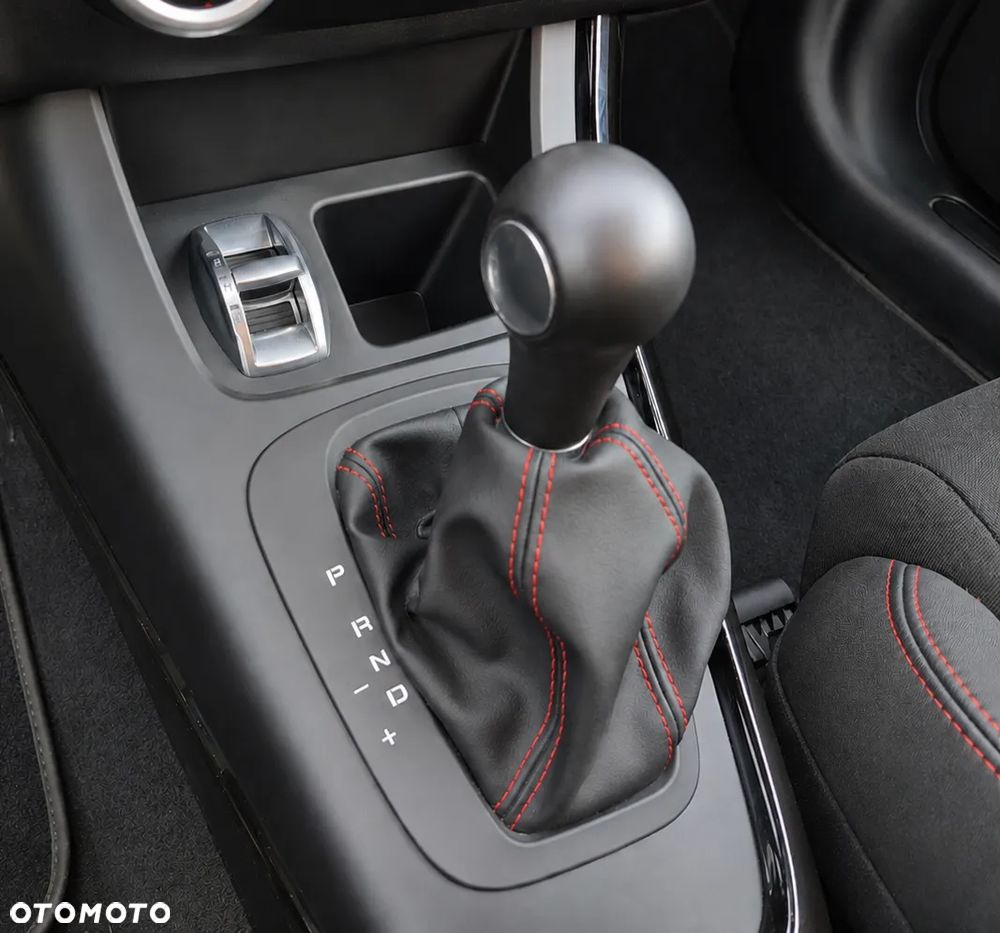 Alfa Romeo Giulietta 1.4 TB MultiAir Exclusive TCT - 11