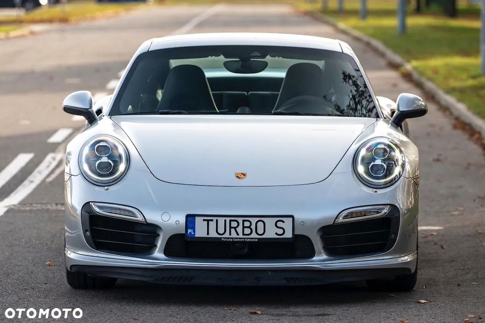 Porsche 911 Turbo S - 5