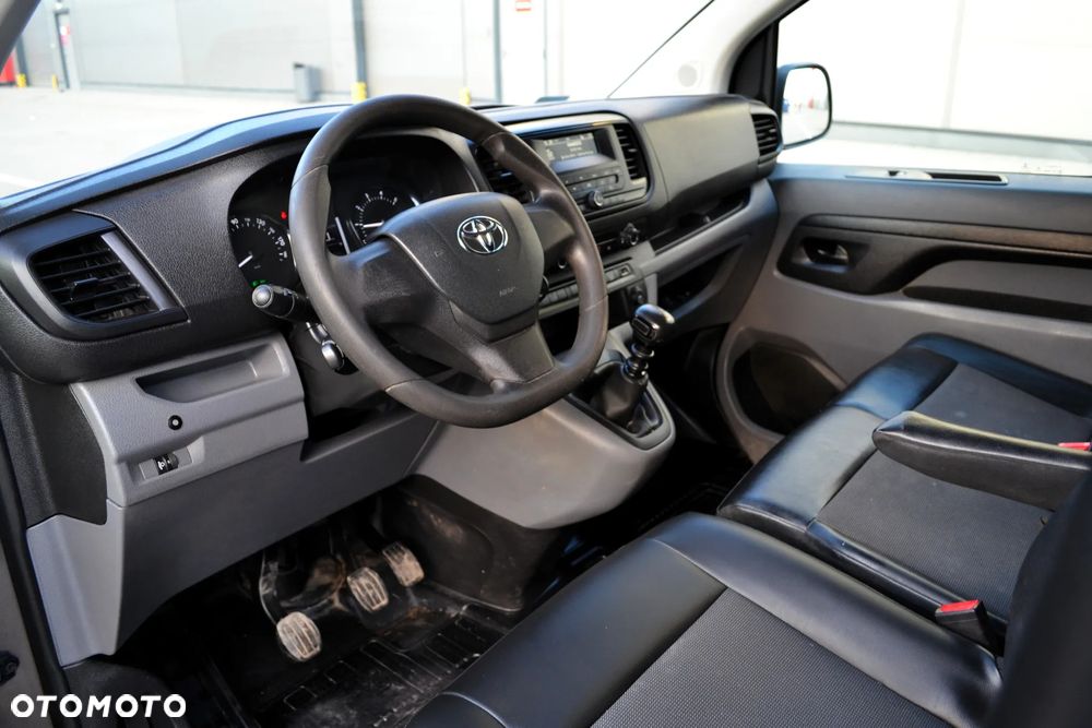 Toyota ProAce 1.6 D-4D Medium 2,7t (bryg.) - 5