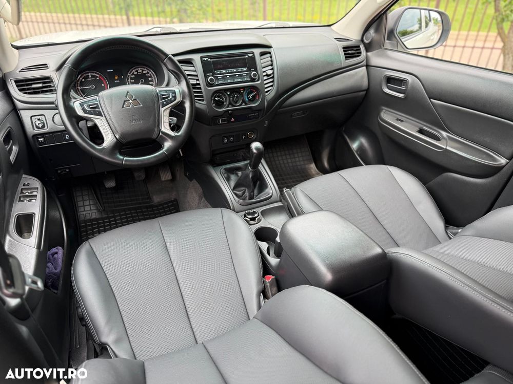 Mitsubishi L200 Double Cab 2.2 DI-D M/T Instyle - 6