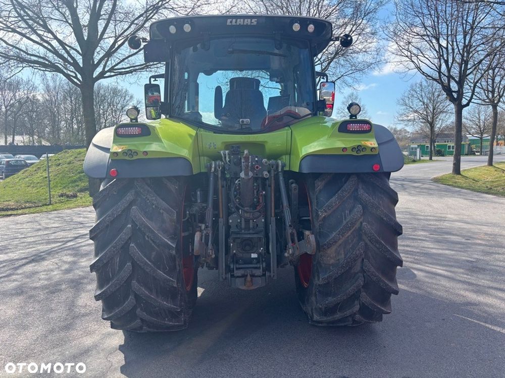 Claas ARION 660 CMATIC - 4