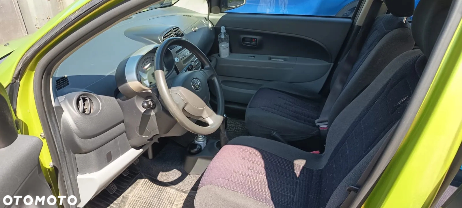 Daihatsu Sirion 1.0 - 8
