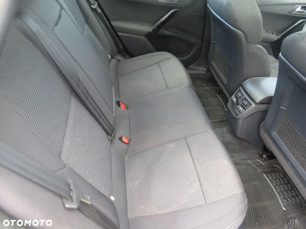 Peugeot 3008 e-HDi 115 ETG6 Stop&Start Active - 9