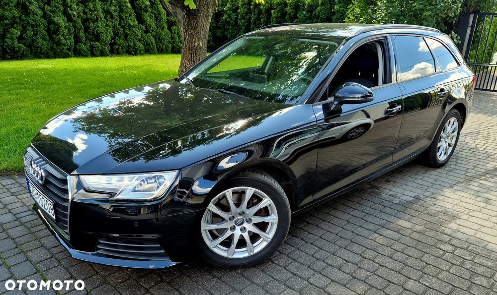 Audi A4 Avant - 22