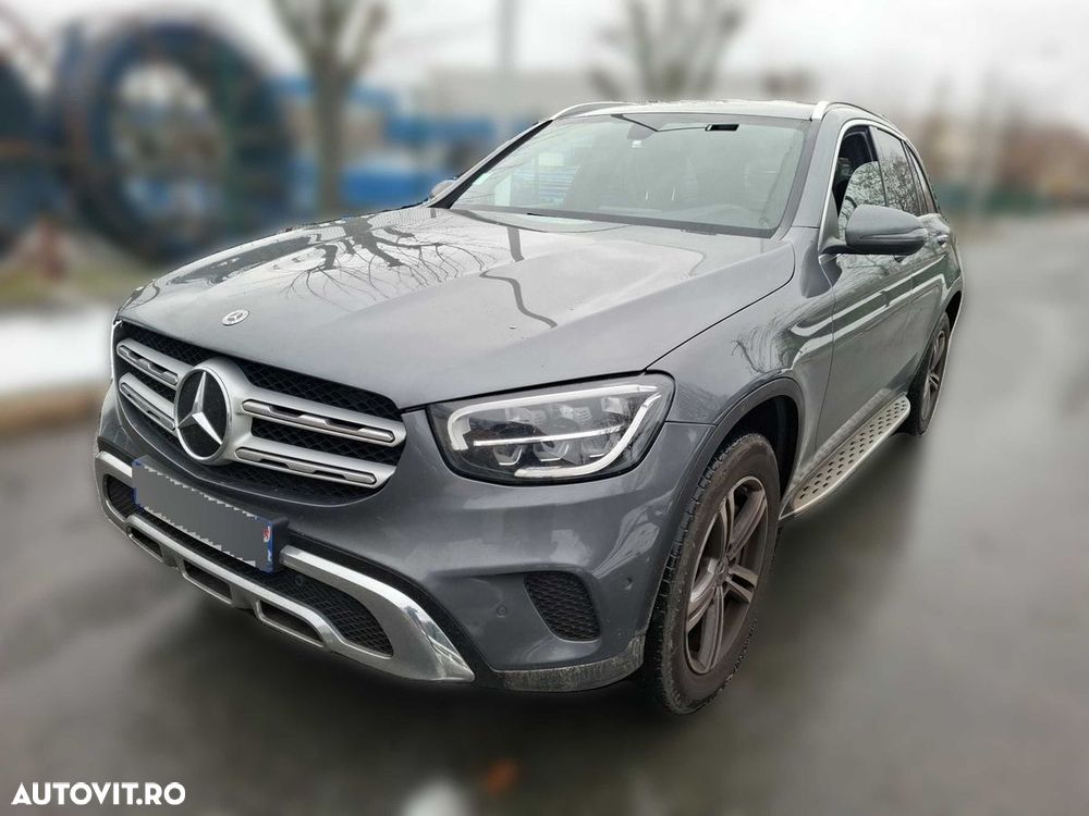 Mercedes-Benz GLC 300 e 4MATIC - 1
