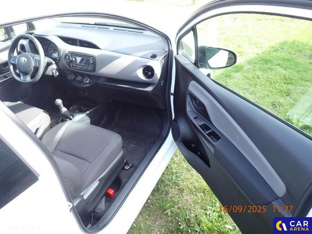 Toyota Yaris 1.5 Active - 17