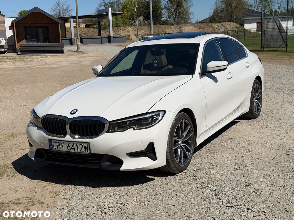BMW Seria 3 330i Sport Line - 1
