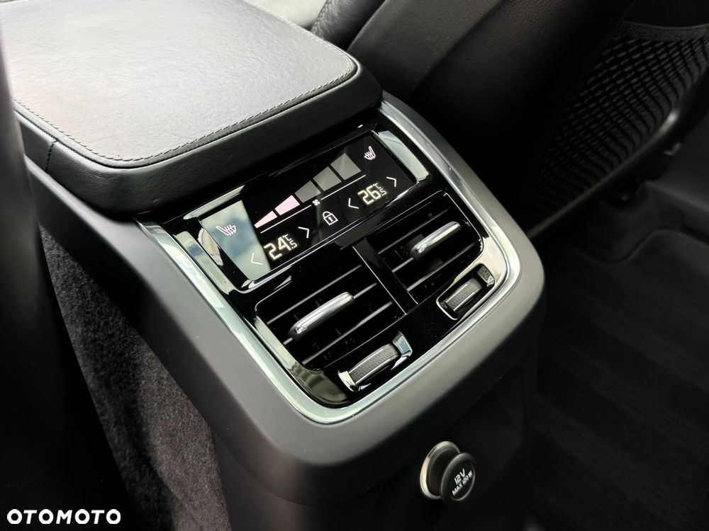 Volvo XC 90 - 15