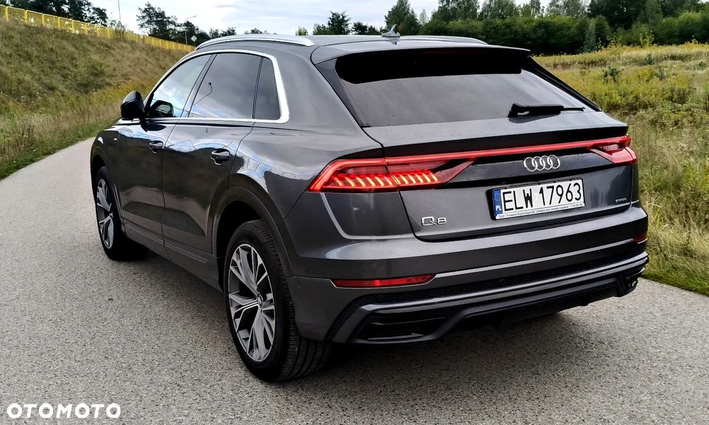 Audi Q8 SUV TFSI quattro 250 kW tiptronic S line business - 4