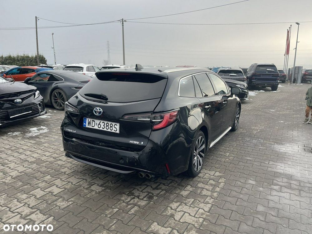 Toyota Corolla 2.0 Hybrid Comfort - 2