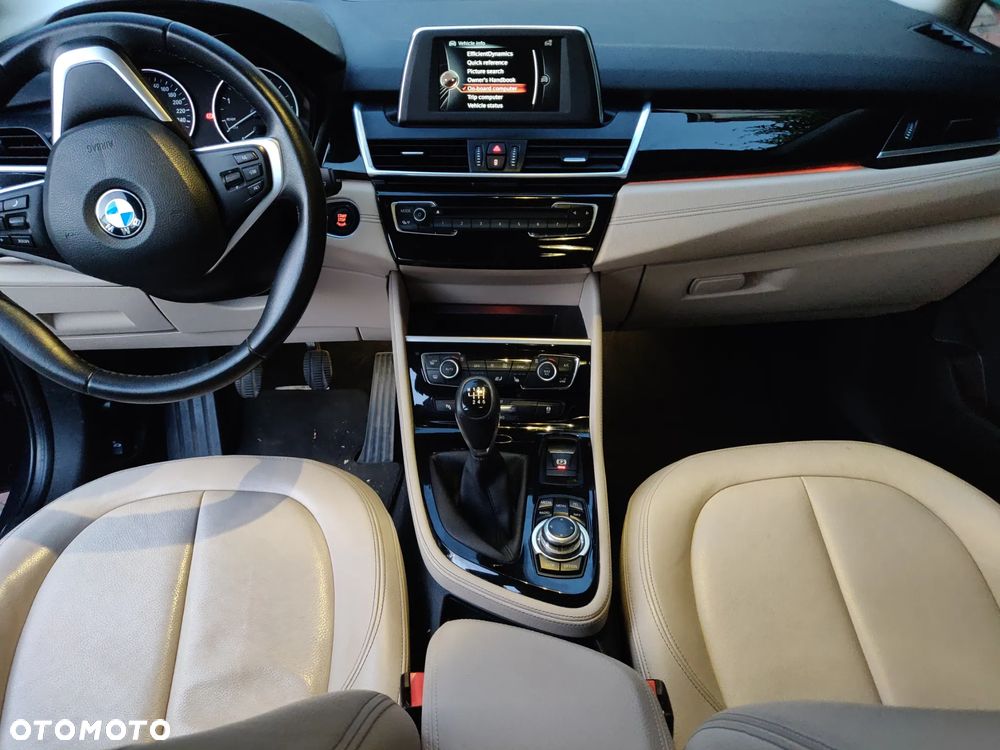 BMW Seria 2 214d Luxury Line - 9