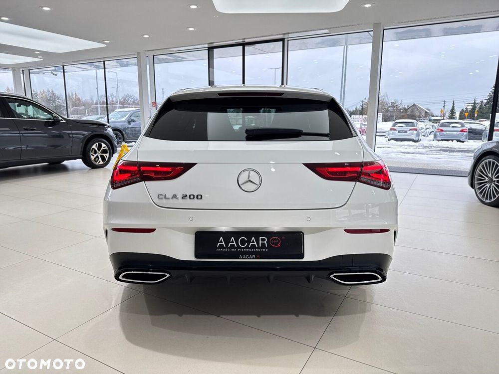 Mercedes-Benz CLA - 4