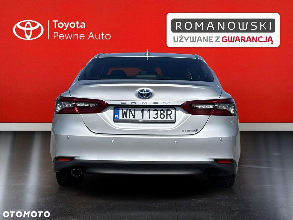Toyota Camry 2.5 Hybrid Executive CVT - 16
