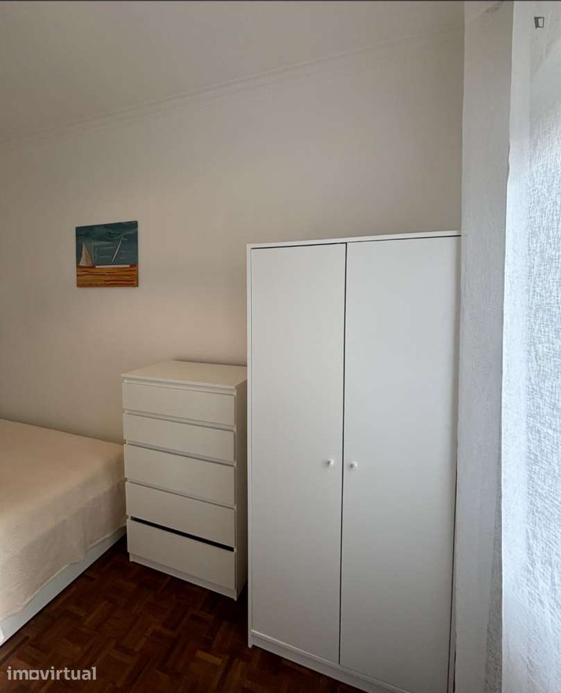 Quarto - localizado em Alcântara Lisbon - Grande imagem: 3/21