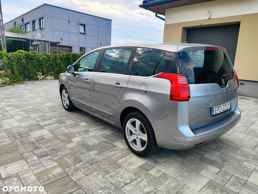 Peugeot 5008 1.6 HDi Active 7os - 6