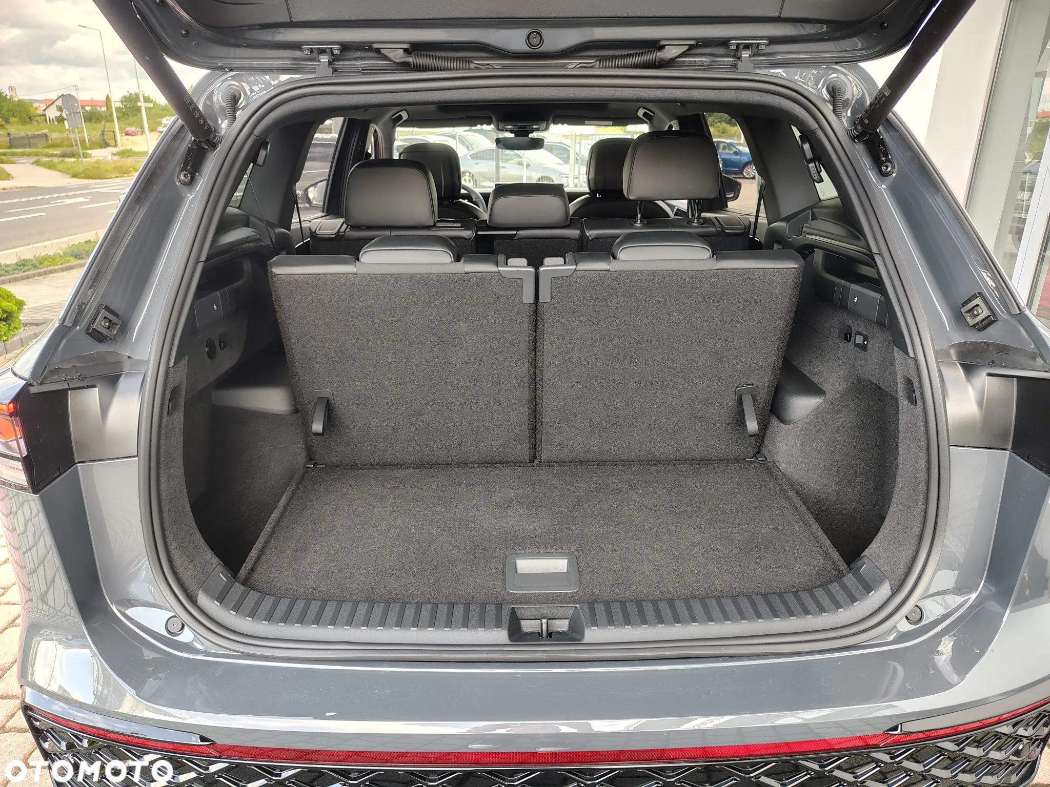 Volkswagen Tayron 2.0 TDI SCR 4Mot R-Line Plus DSG - 16
