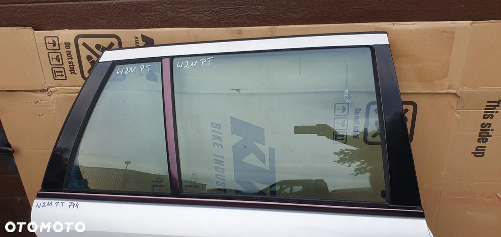 Drzwi prawy tył tylne prawe Mercedes E-Klasa W211 Kombi C744 - 4