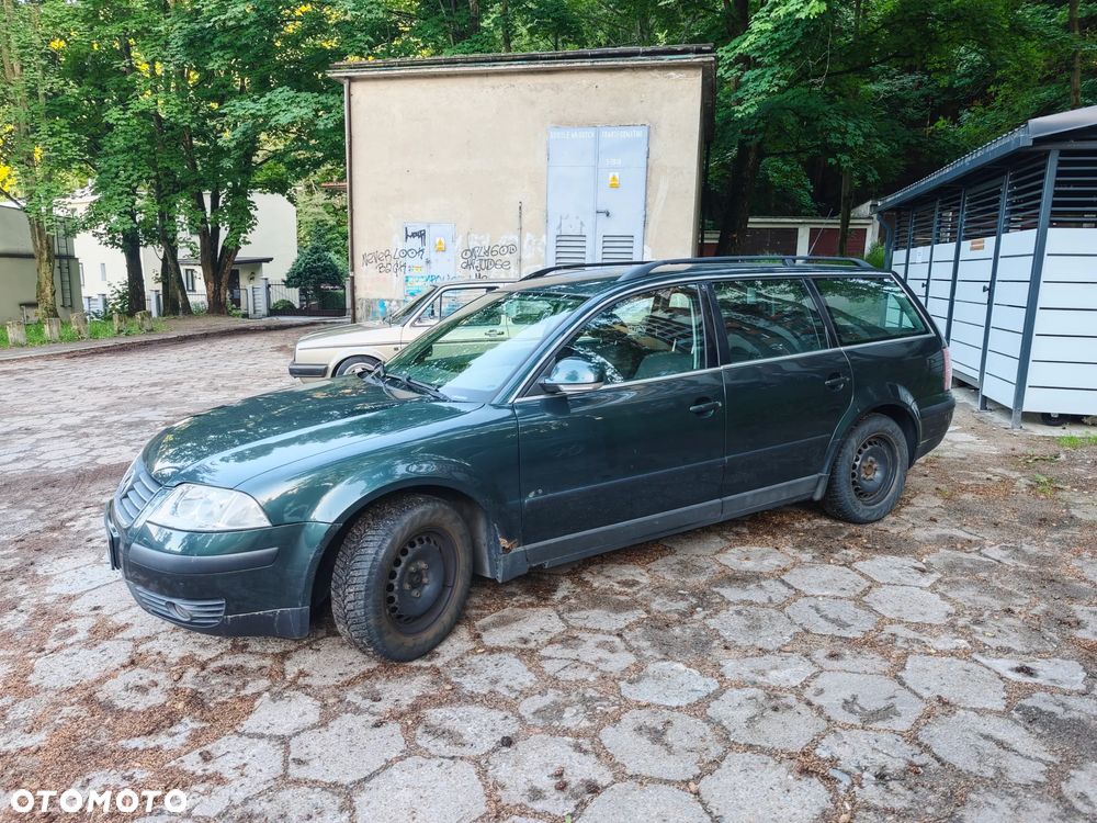 Volkswagen Passat 1.9 TDI Comfortline - 1