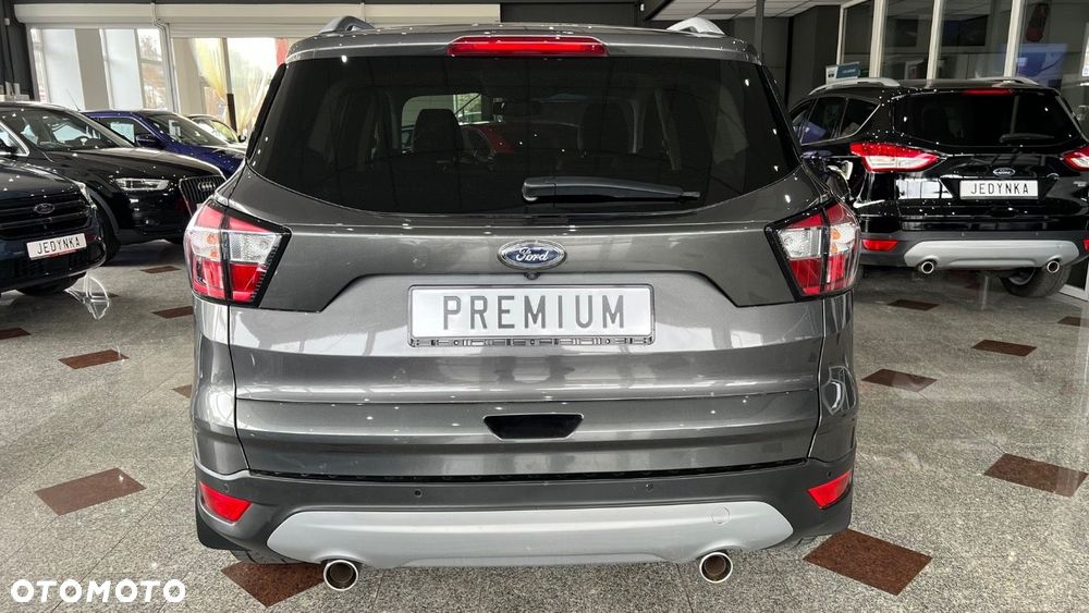 Ford Kuga - 22