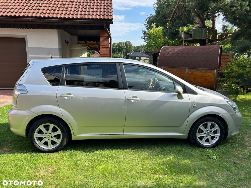 Toyota Corolla Verso 2.2 D-4D X + NAVI 7os - 6