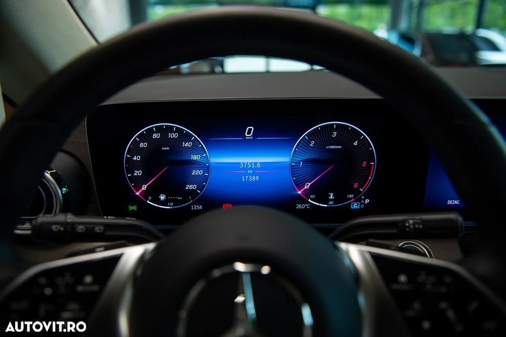 Mercedes-Benz V 300 d Extralang 4Matic 9G-TRONIC Exclusive - 13