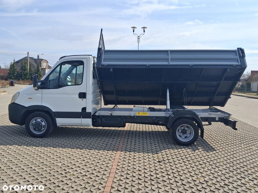 Iveco Daily 35c15 3.0 HPI 150KM Salon PL - 23
