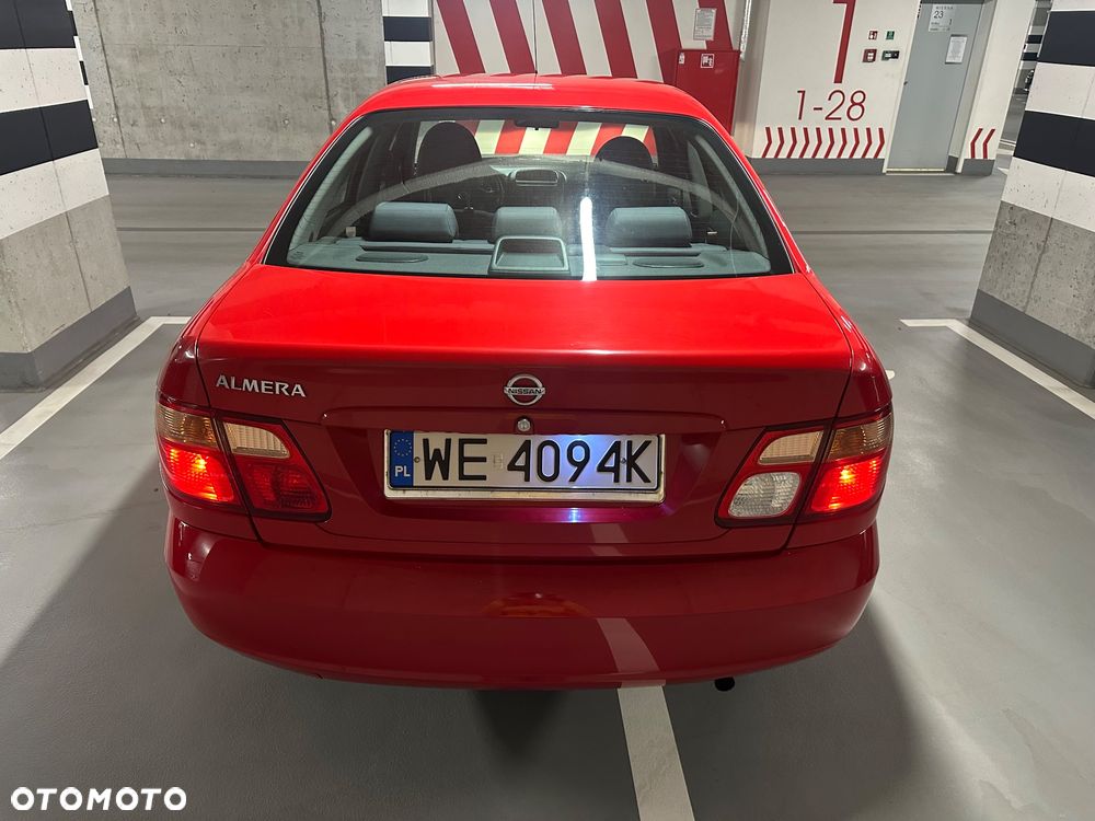 Nissan Almera 1.5 Visia - 6