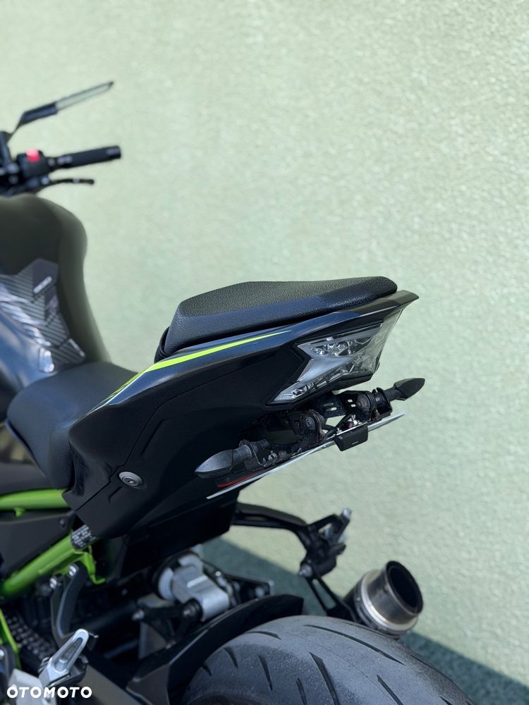 Kawasaki Z 900 - 21