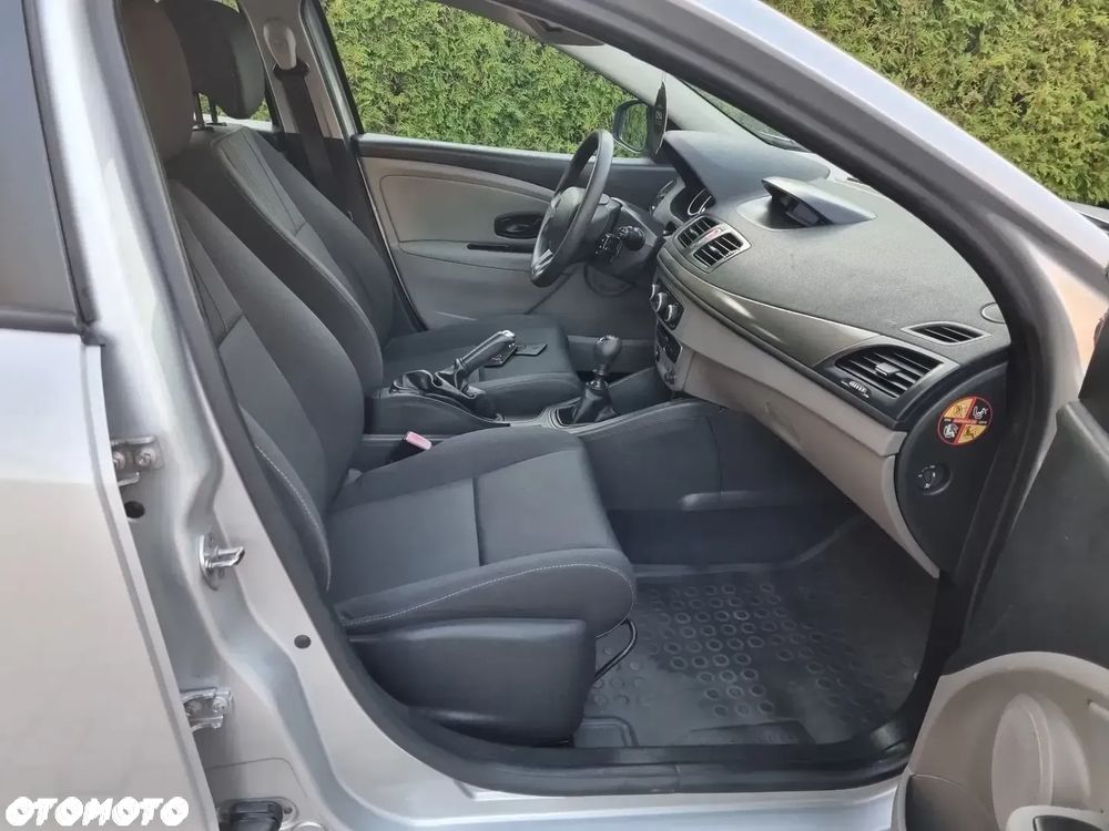 Renault Megane 1.6 16V Expression - 14