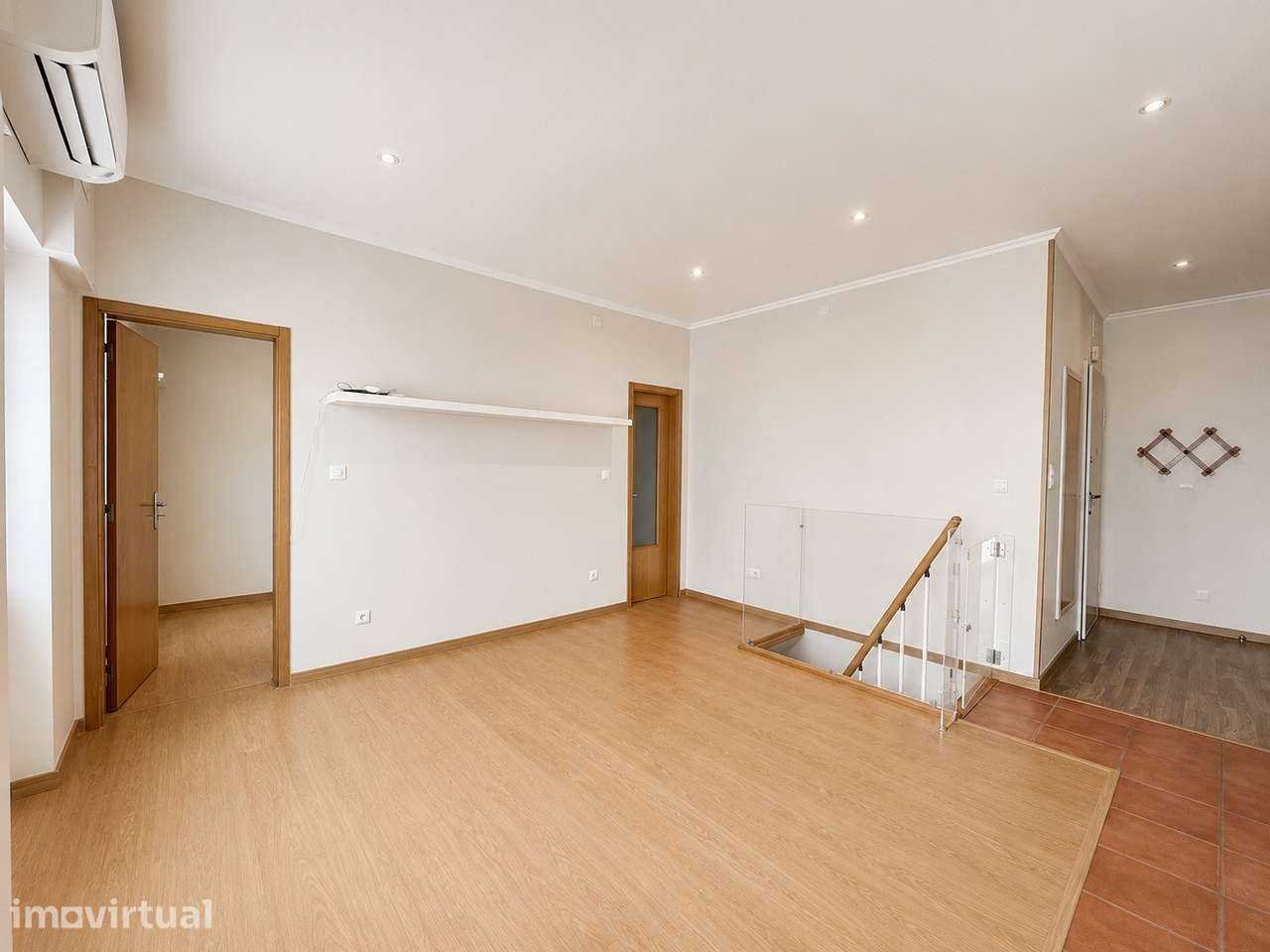 T1+1 pronto a habitar, localizado na Calçada dos Mestres, em Campolide - Grande imagem: 4/18