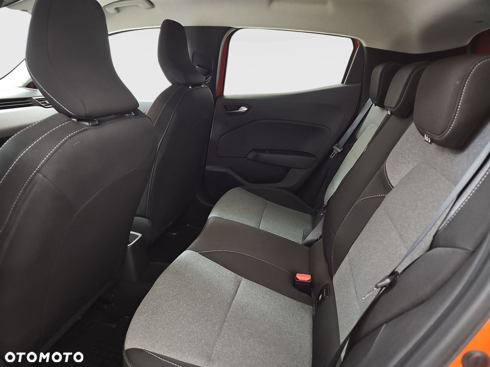 Renault Clio 1.0 TCe Evolution - 11