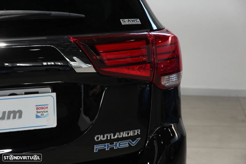 Mitsubishi Outlander 2.4 PHEV Instyle - 5